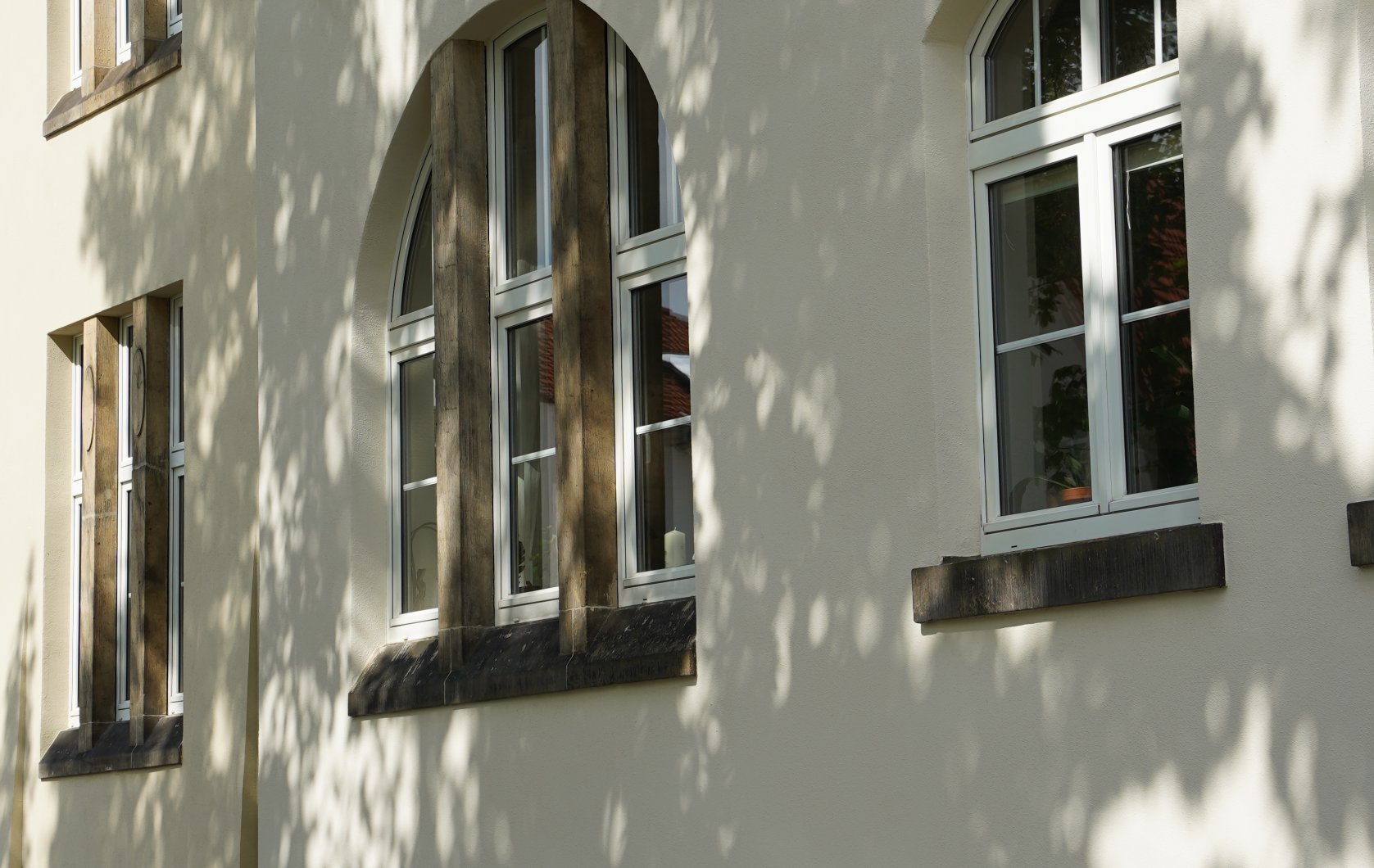 Sanierung der Außenhülle: Lernwelten Gymnasium Großdeuben erstrahlt in neuem Glanz